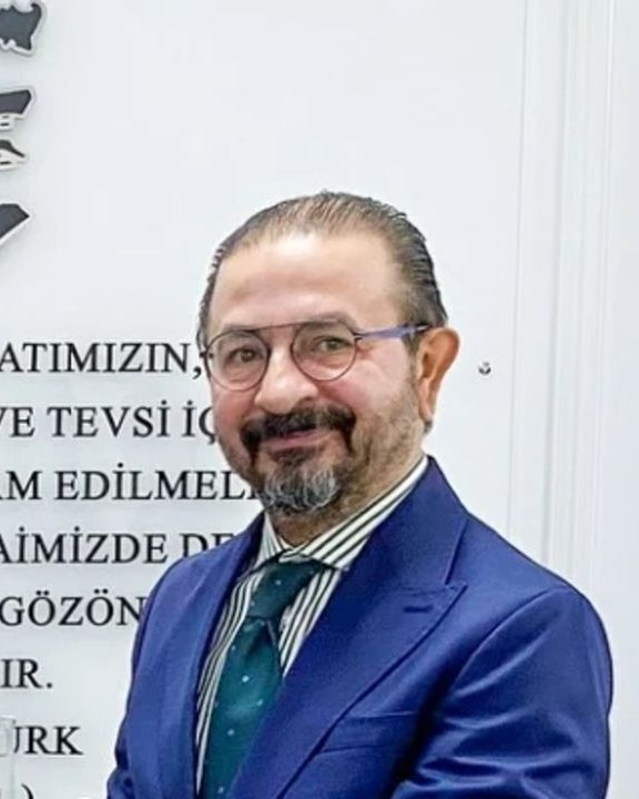İsmet Sayhan portresi