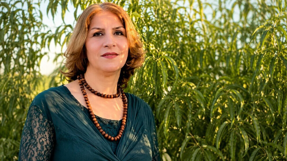 Minîje Hoşnud