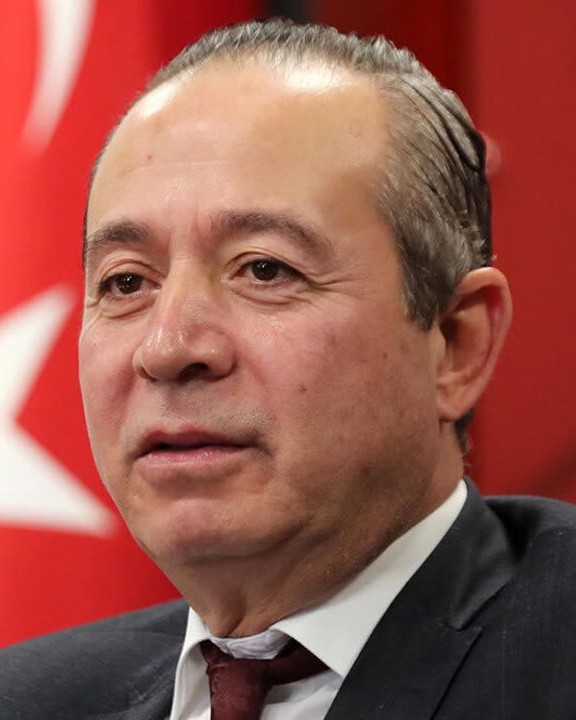 Osman Sungur portresi